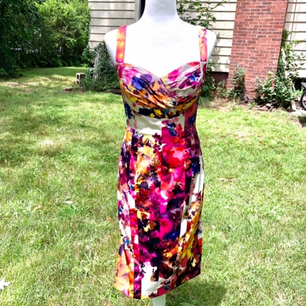 EUC Jessica Simpson fitted floral midi dress 6